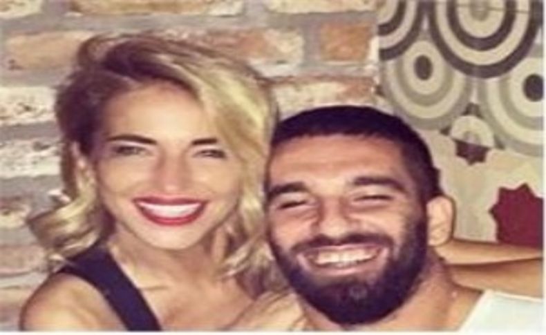 Burcu Esmersoy'dan Arda Turan itirafı!